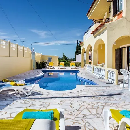 Duarte Villa *